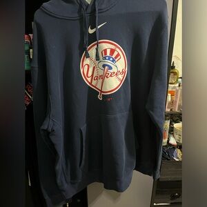 Nike Yankees hoodies XL